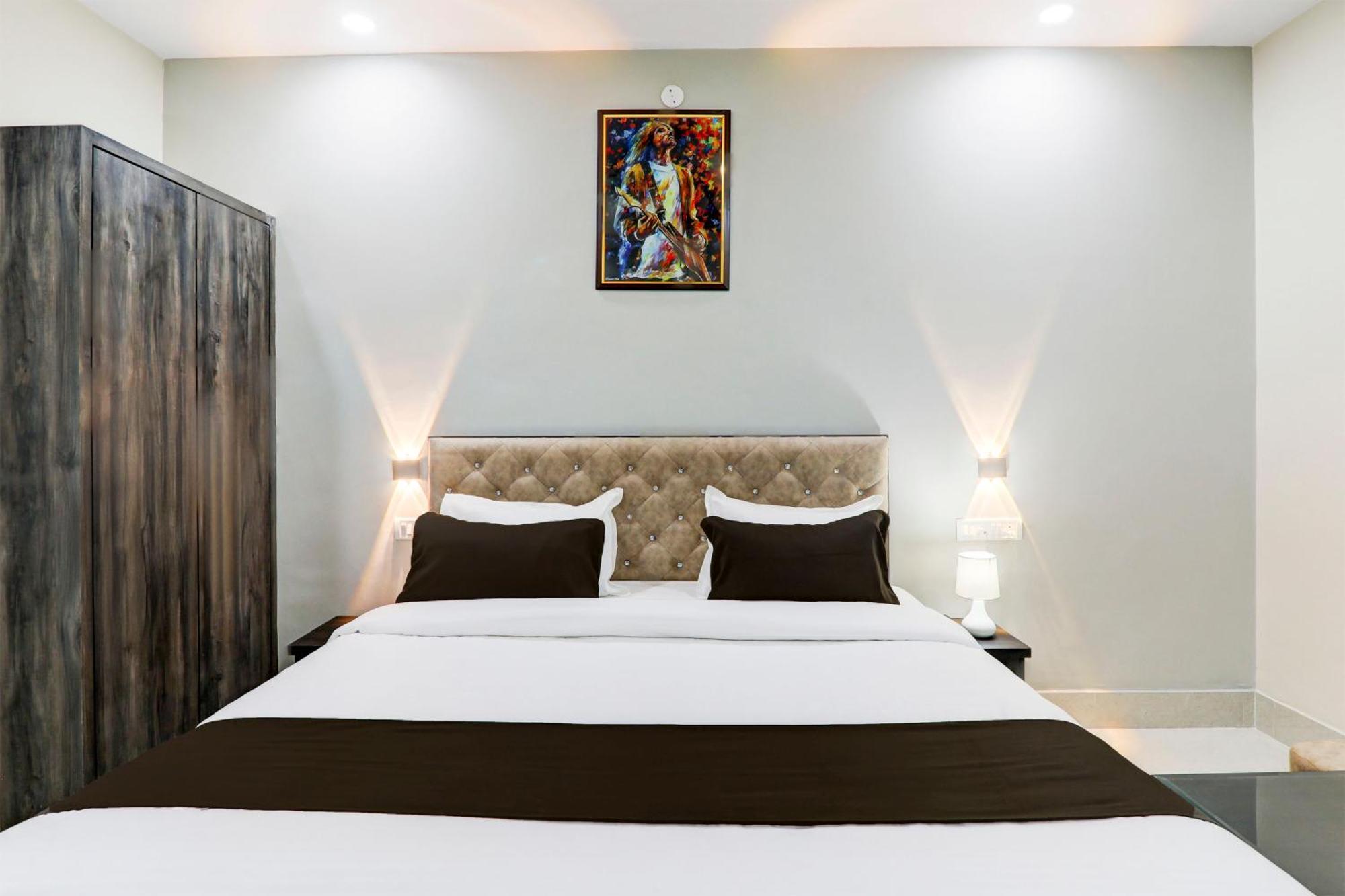 Super Townhouse Gls International Hotel Lakhnau Kültér fotó